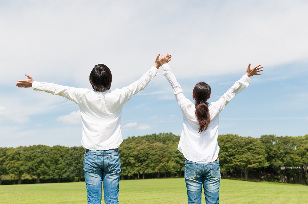 ペアルックのカップル