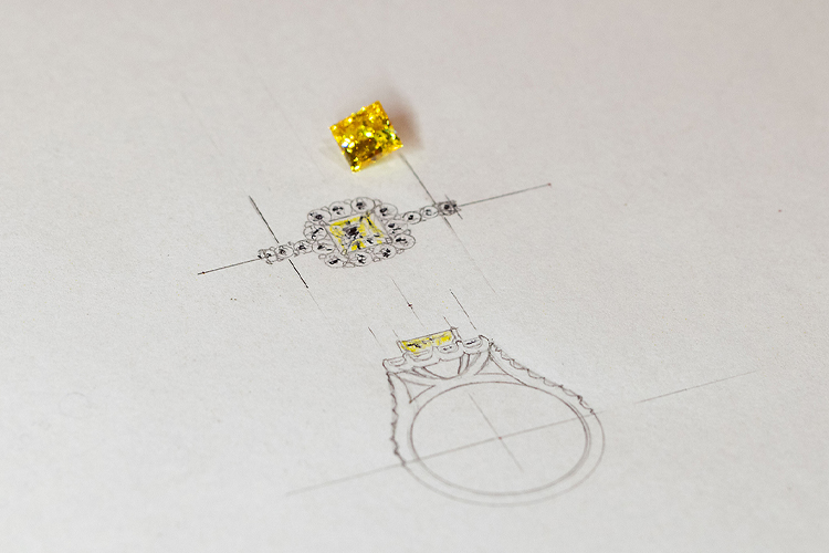 イエローラボグロウンダイヤモンド